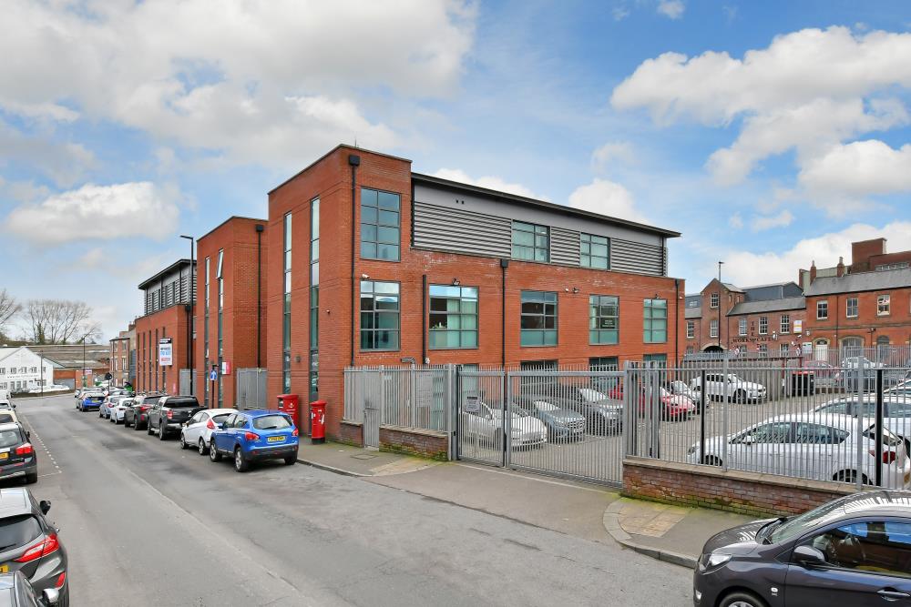 To Rent: Unit 16 Neespend Triangle, 1 Burton Road, Sheffield S3 8BW